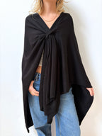 Poncho Cruzado Negro